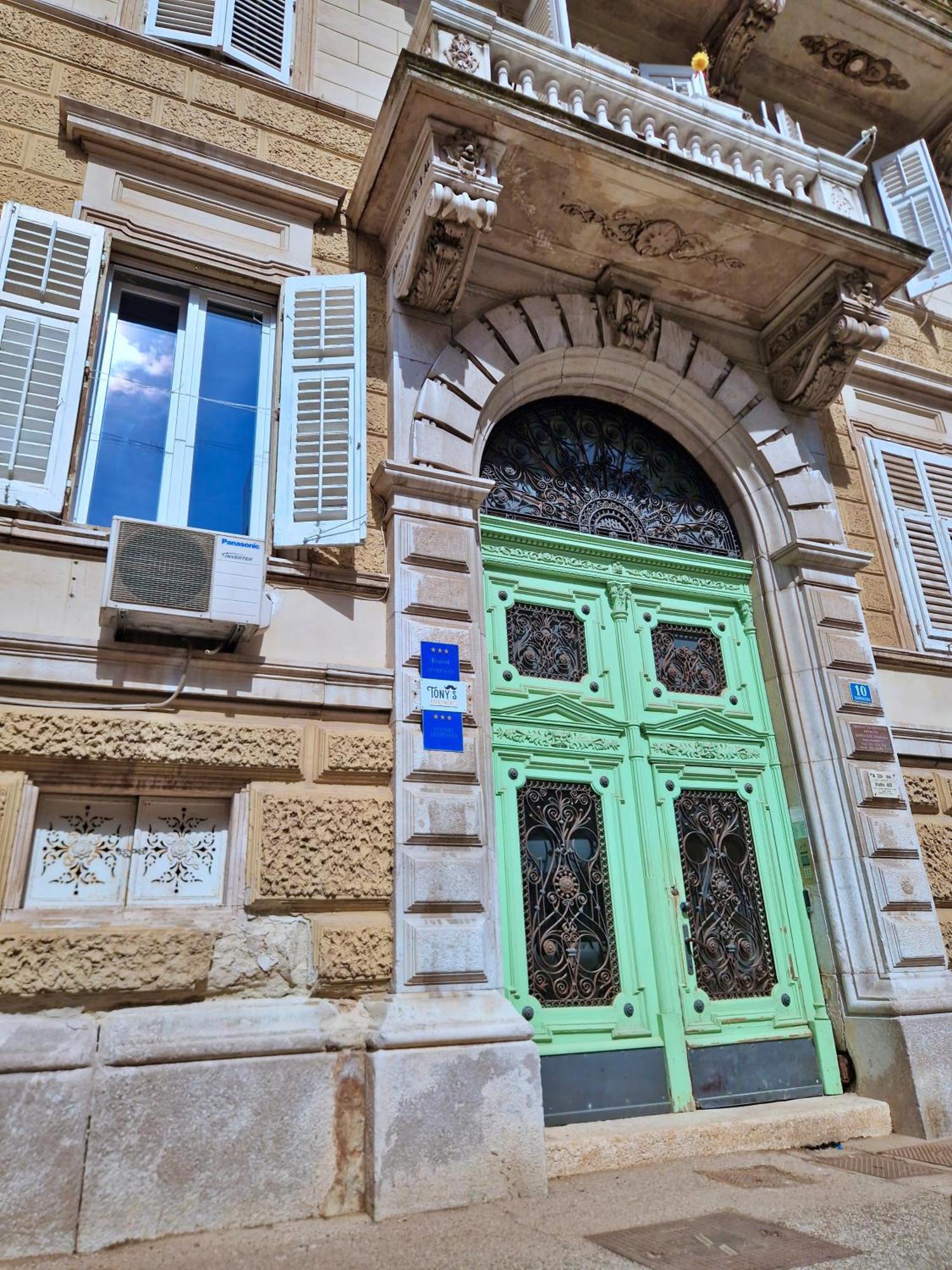 Lola'S Place غييكا المظهر الخارجي الصورة